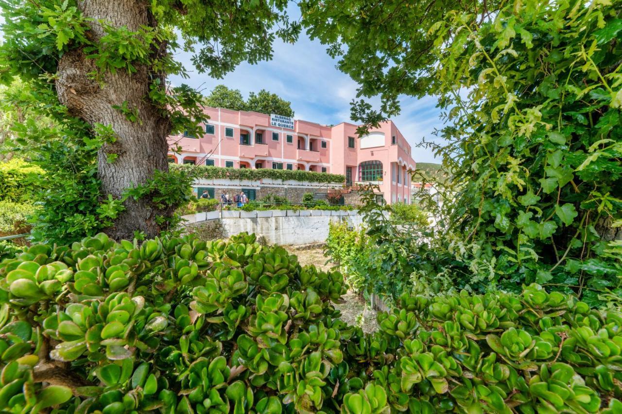 Albergo Le Querce Понца Екстериор снимка
